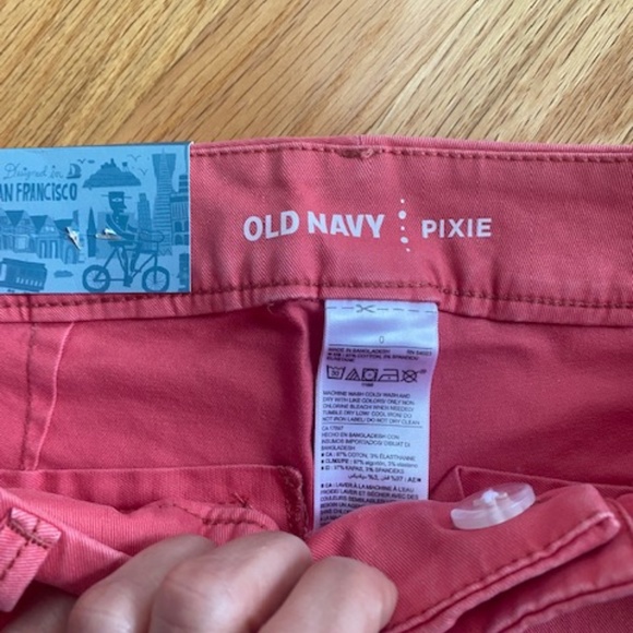 NWT Old Navy shorts - Picture 3 of 4